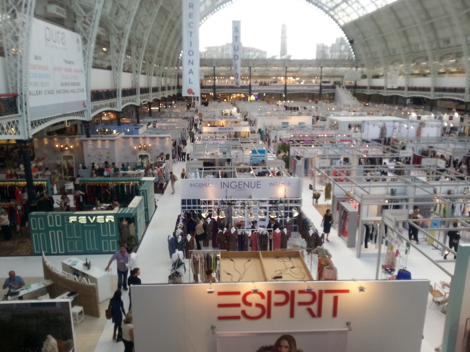 Fashion Angel Tips on exhibiting at a Fashion Trade Show