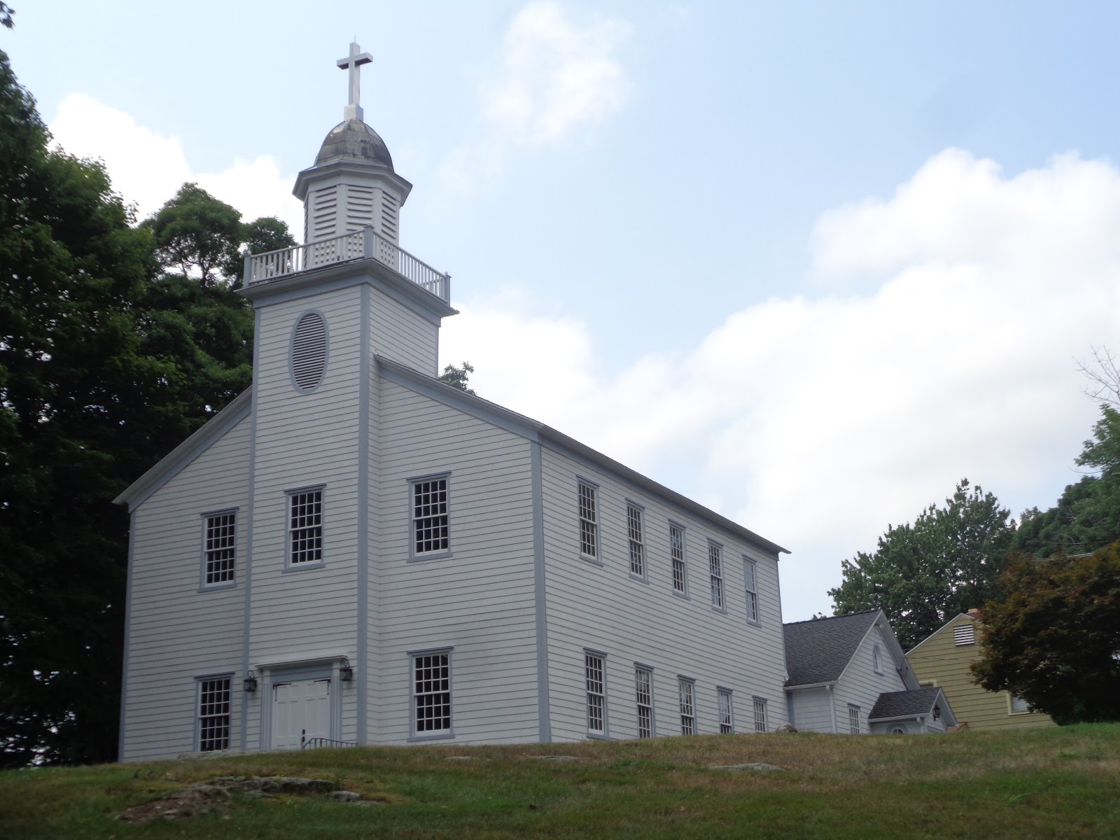 Church and States A dozen Connecticut churches inside and out