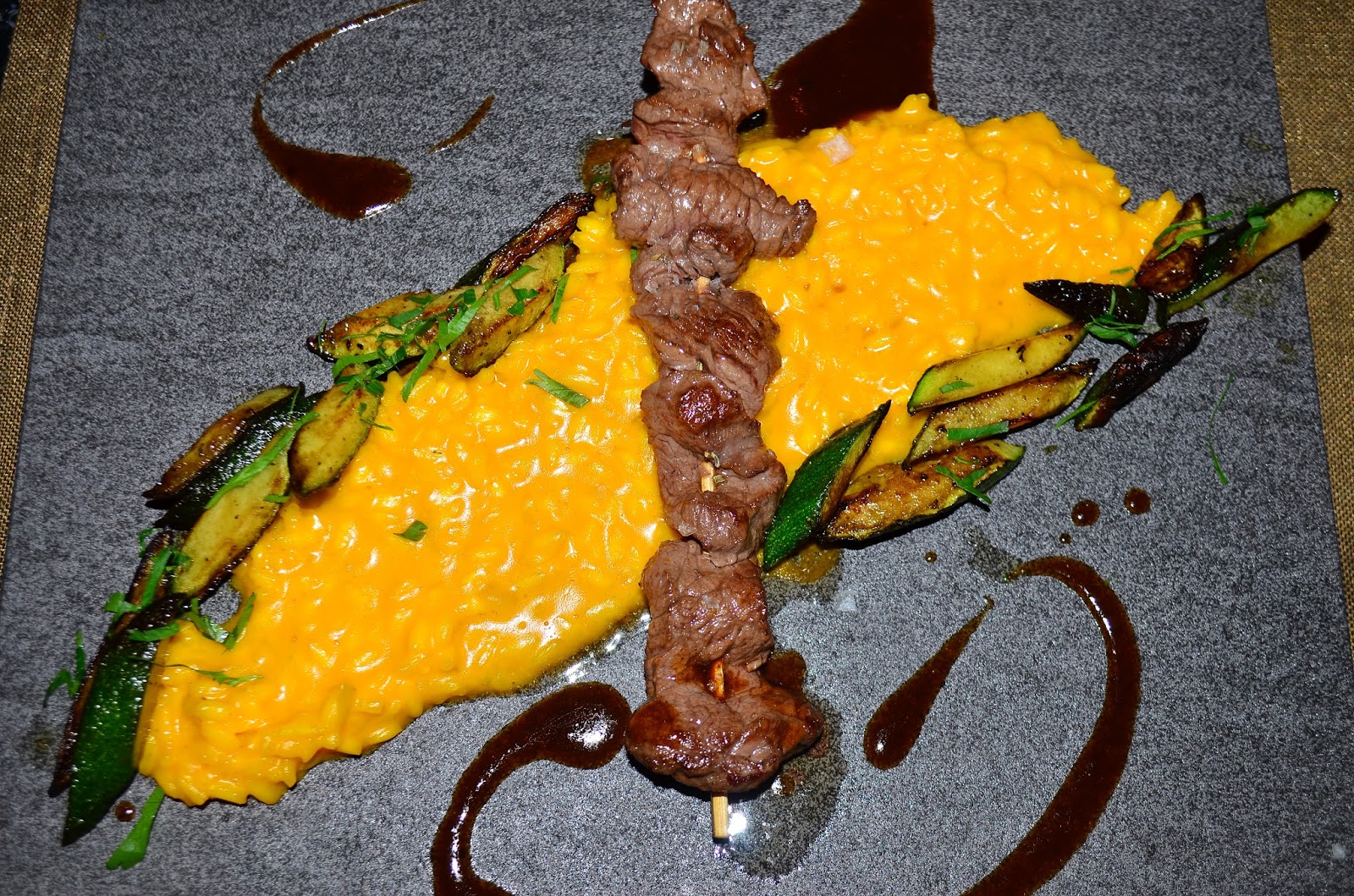 Hedofoodia WineArt VinothekLounge, Interlaken