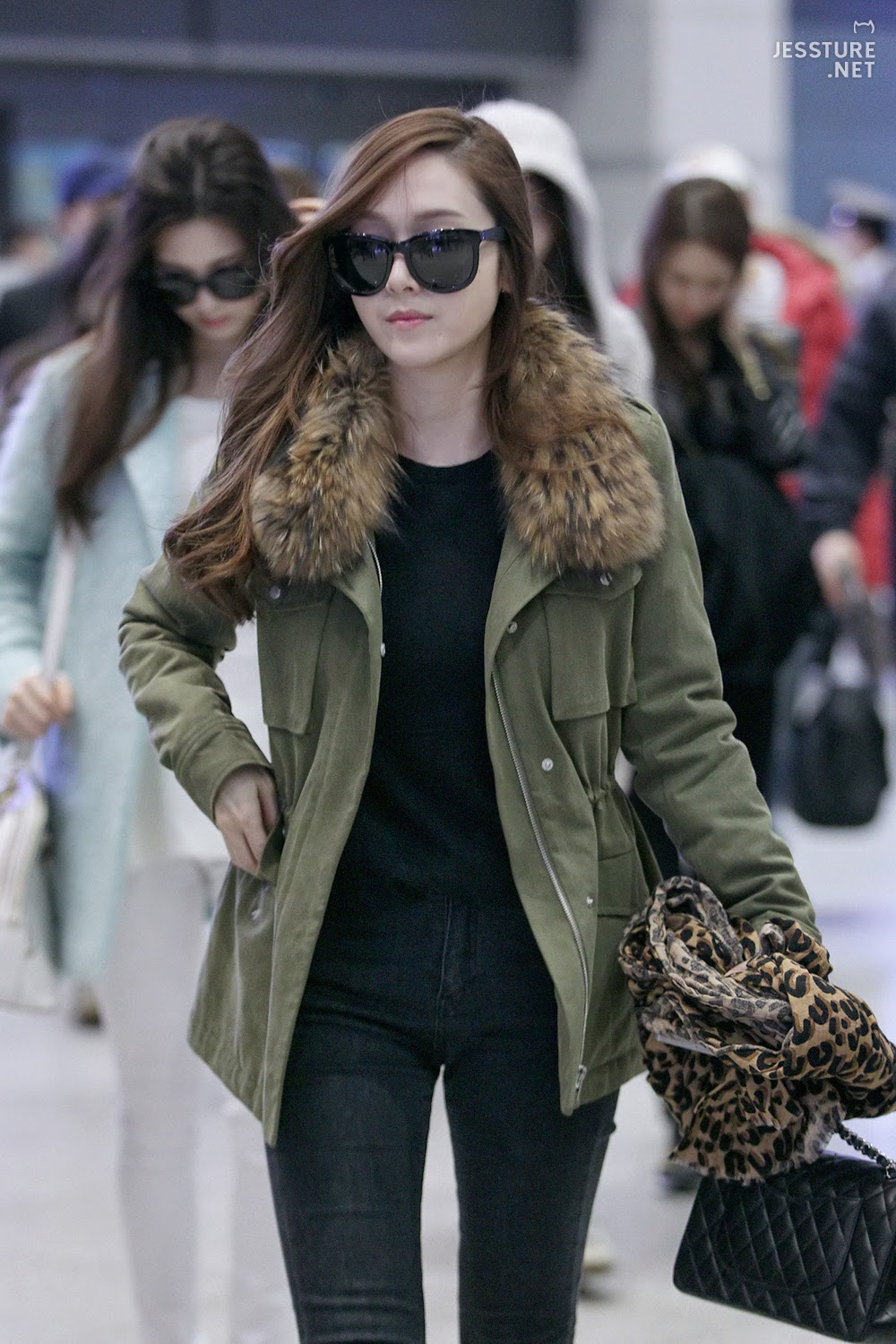 Airport Fashion: SNSD Jessica - Official Korean Fashion