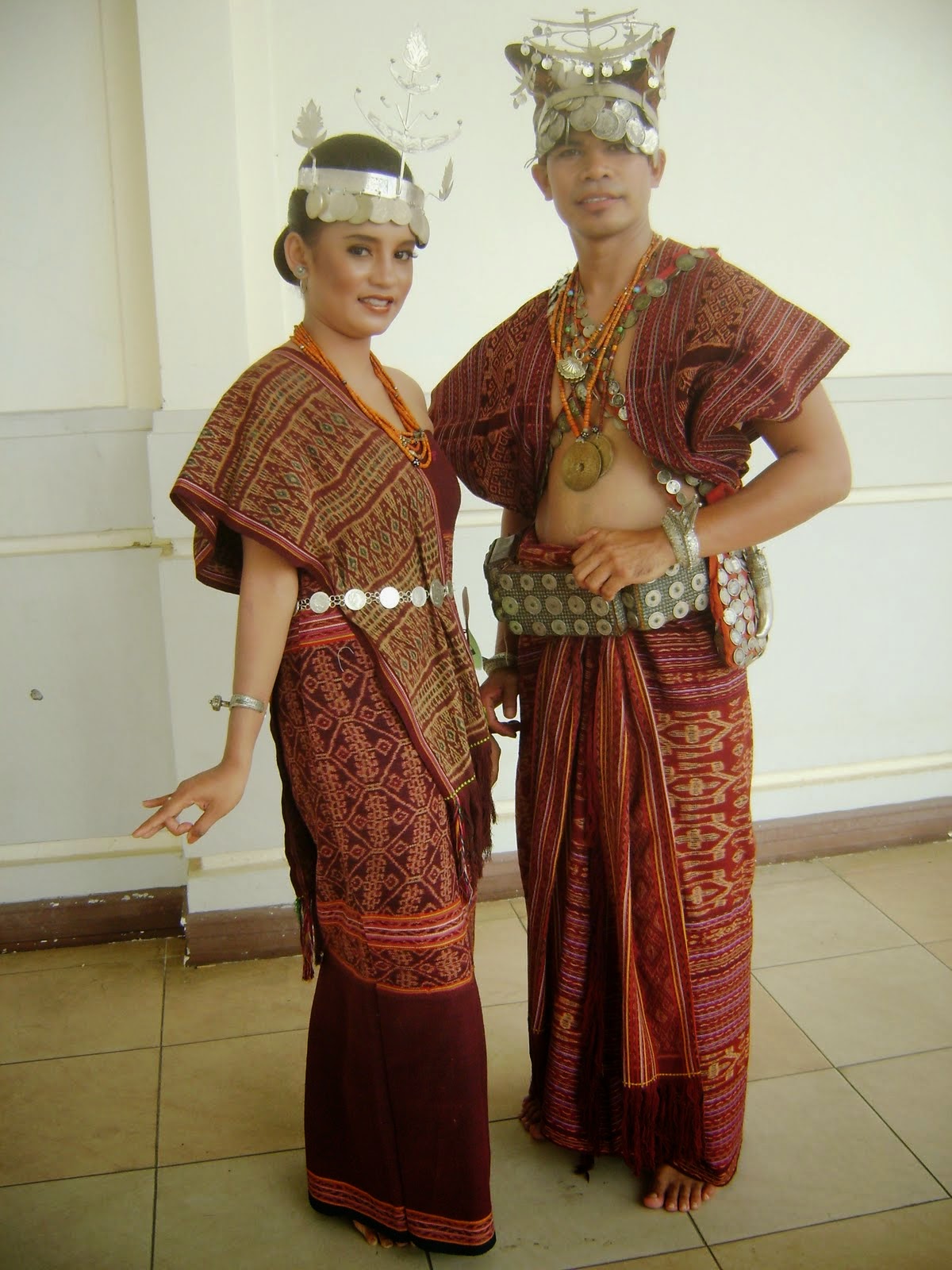 About fashion: Pakaian Adat Nusantara