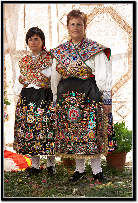 FolkCostume&Embroidery: Overview of the Costumes of Spain, part 1 - The ...