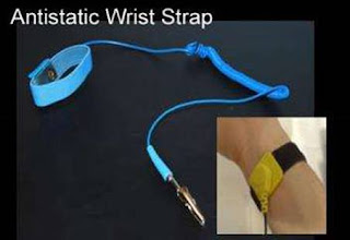 Penggunaan Antistatic Wrist Strap