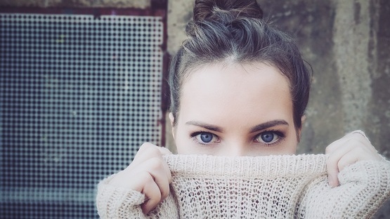 3 Tips Top Merawat Mata Tetap Sehat Mata wanita