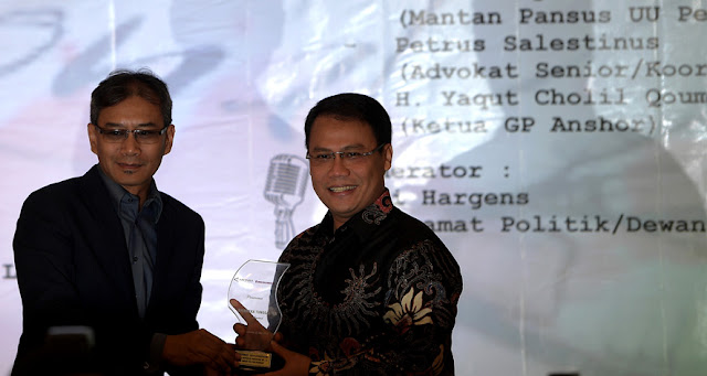 Megawati Terima Anugerah Bhinneka Tunggal Ika Award 2017