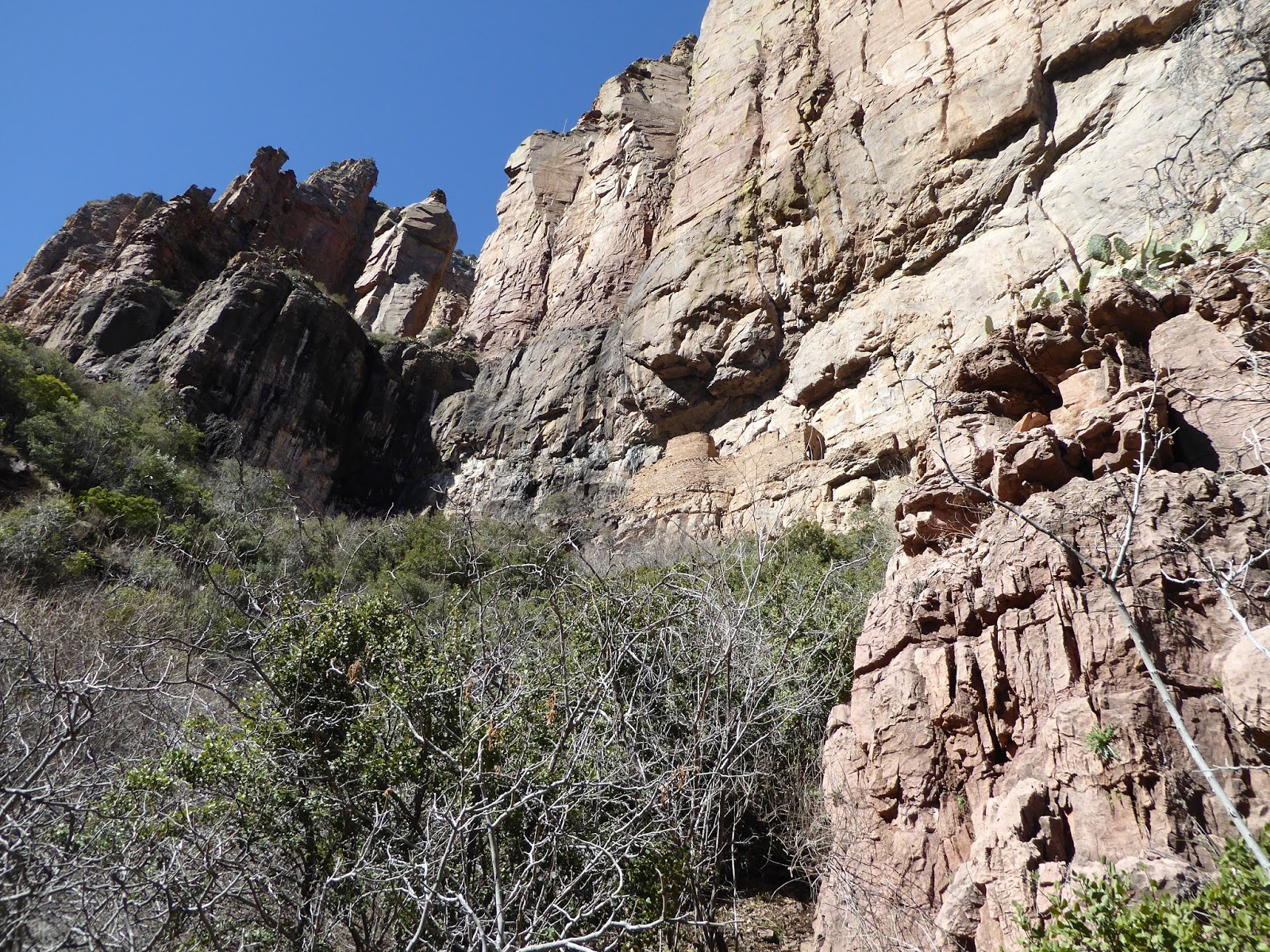 Travels of The Mercury Devil's Chasm Fortress, Arizona