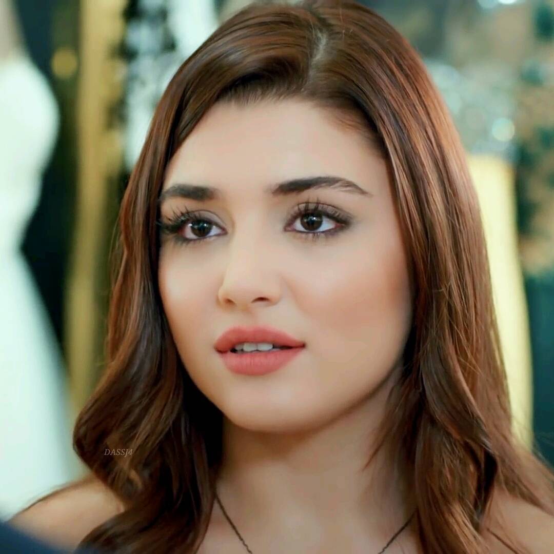Unveiling The Life And Career Of Hande Erçel: A Rising Star In Turkish