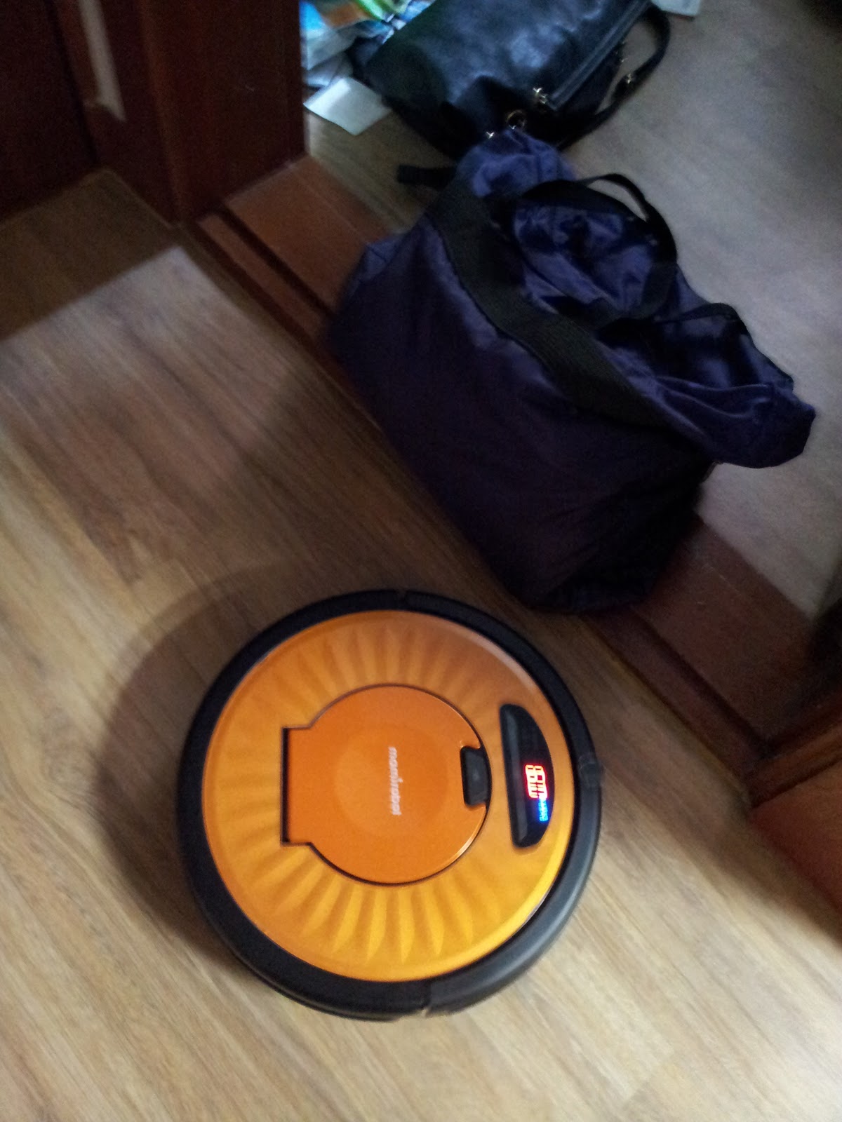 Robotic Vacuum Cleaner mamirobot Orange Color New Pporo Robot Vacuum