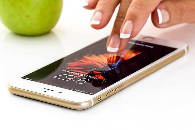 Layar smartphone kenapa baterai android cepat habis