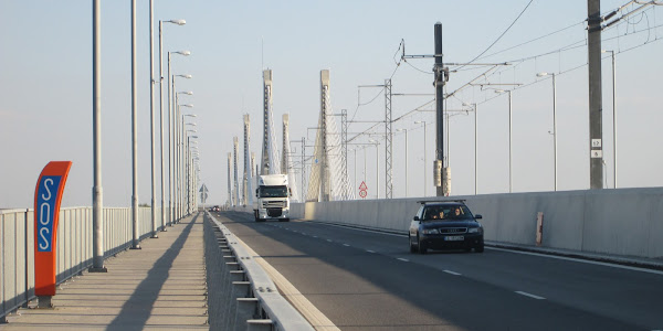 Circulaţie întreruptă temporar pe podul Calafat - Vidin