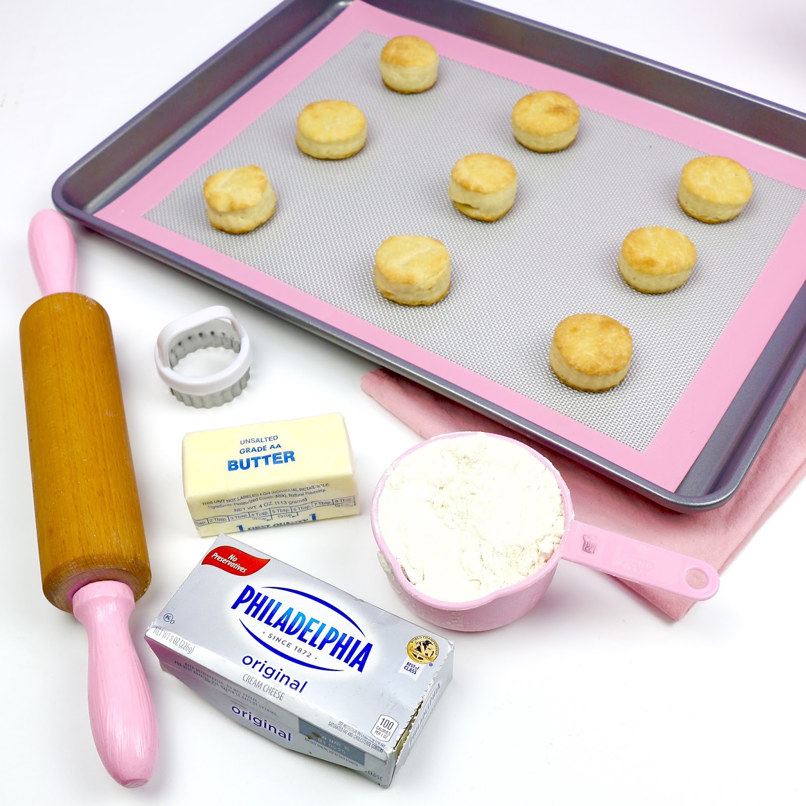 Easy 3Ingredient Cream Cheese Biscuits The Lindsay Ann