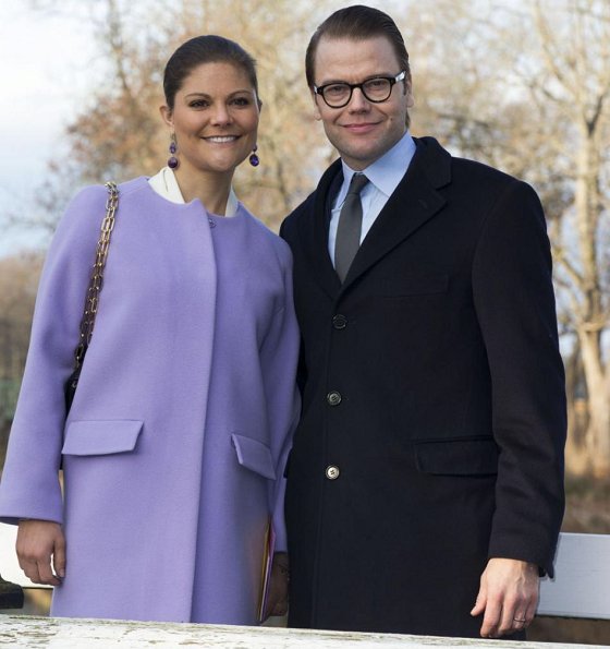Crown Princess Victoria and Prince Daniel visited Fagersta Municipality. Princess wore a wool coat. diamond earrings