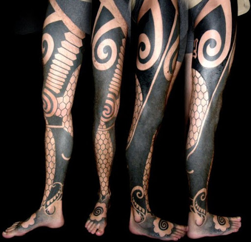 Tribal Na Perna Tatuagem Manga