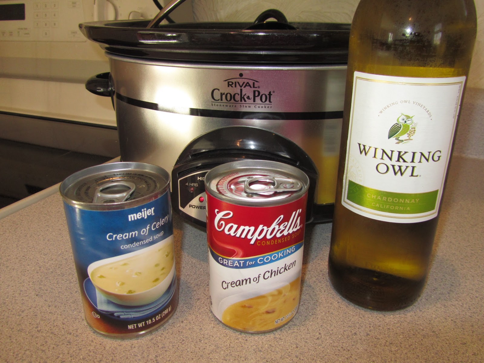 Hospitality at Heart Chicken and Wine Sauce {SlowCooker}