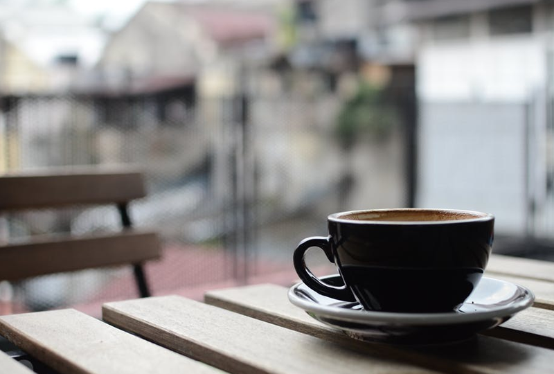 Um café passado, que no passado ficou Um café passado, que no passado ficou