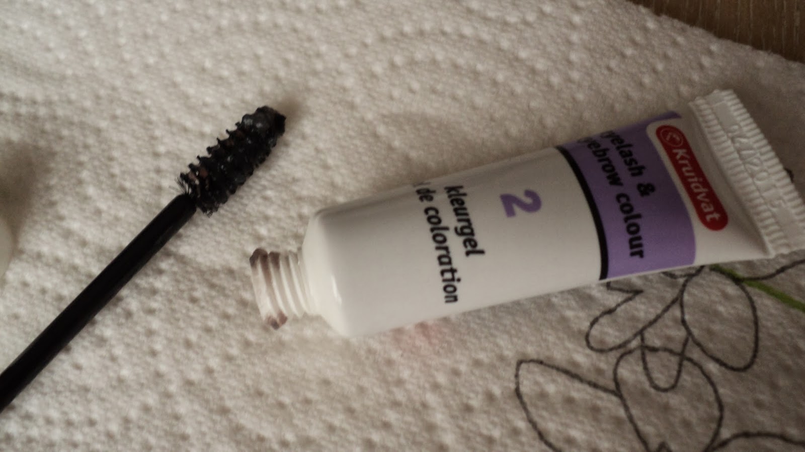 The Make Up Hotspot Kruidvat eyelash&eyebrow colour Review