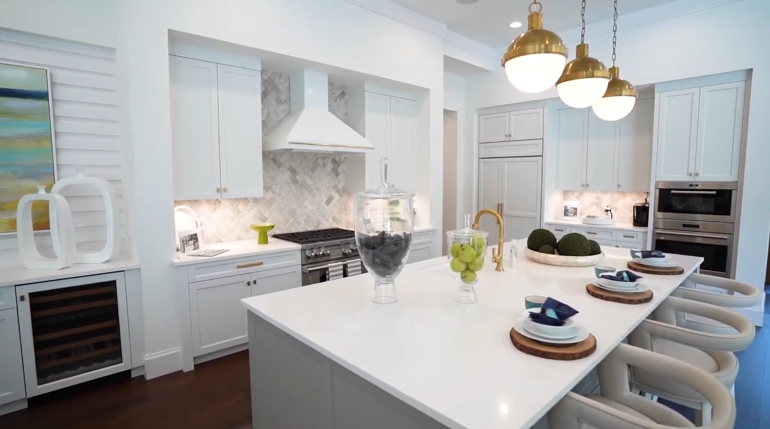 16 Interior Design Photos vs. 1806 Oleander Street, Sarasota, FL Luxury Model Home Tour