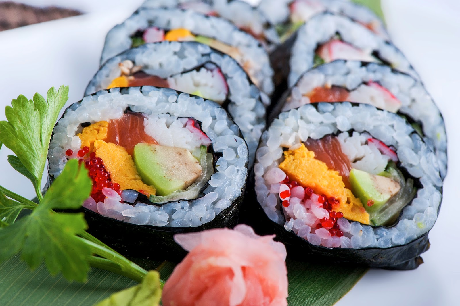 Cơm Cuộn To Tổng Hợp - Big Roll ~ Sushi Shop - Chuyên Các Món Ăn Nhật Bản  Tại Hà Nội