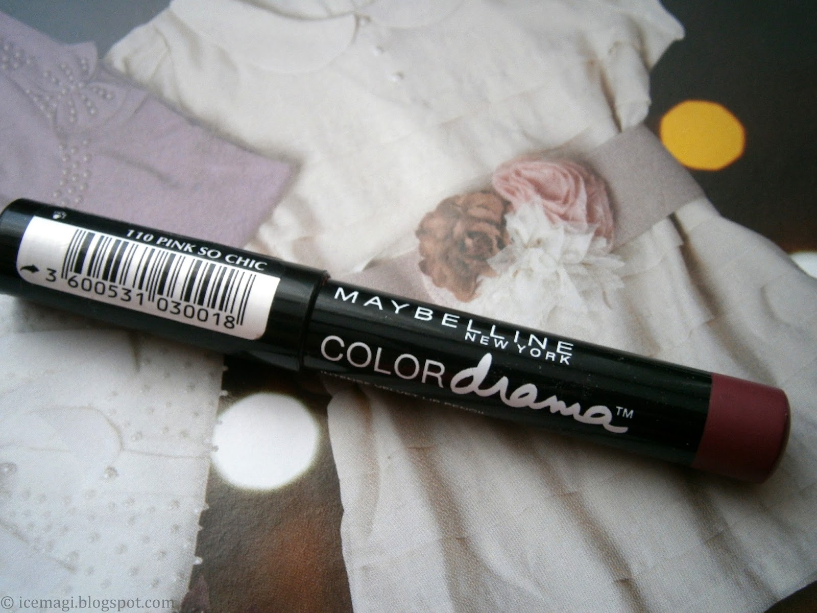 Maybelline Color Drama lip pencil Maybelline Color Drama lip pencil