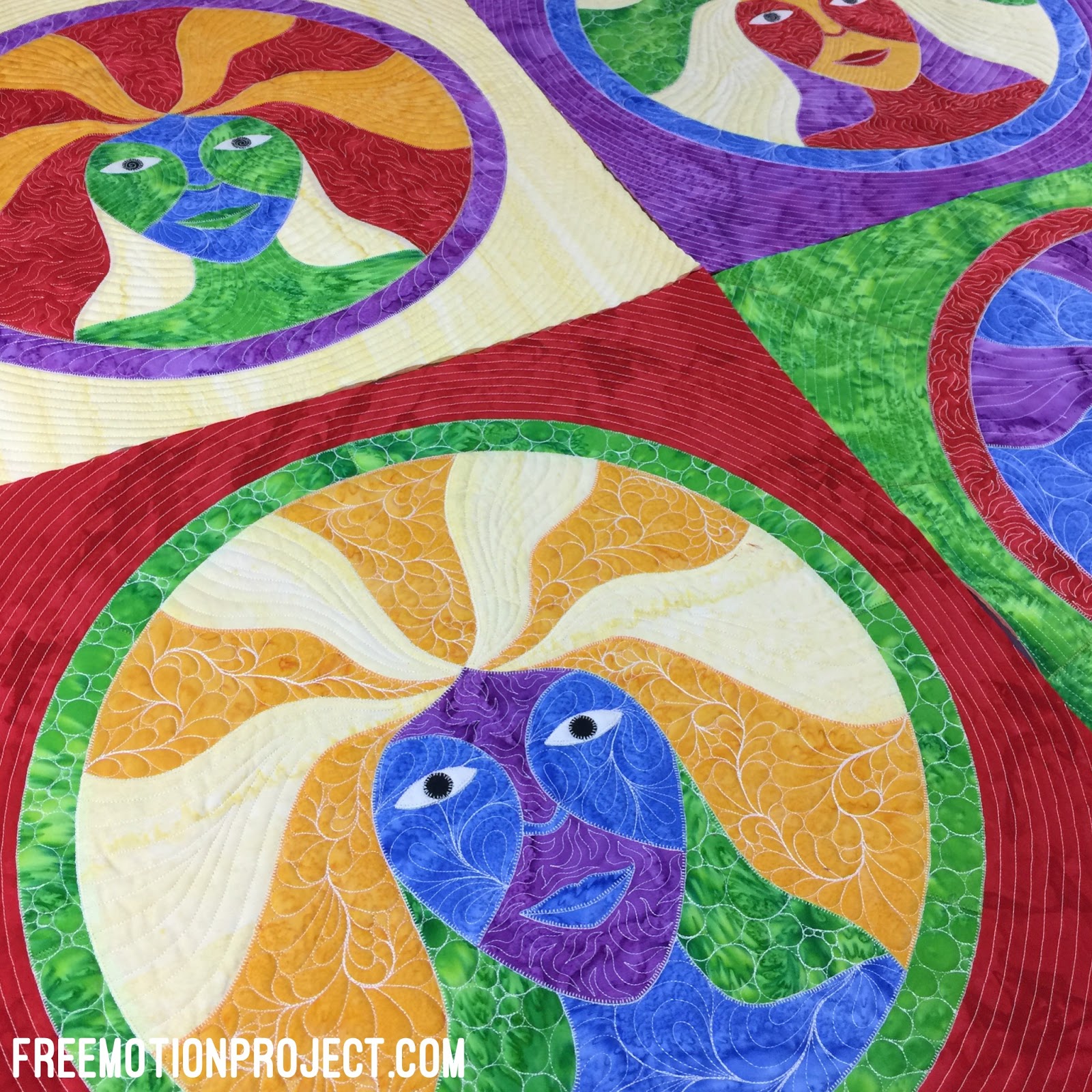 The Free Motion Quilting Project Practice Echoing on the Grace Qnique 14+