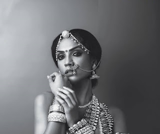 Shruthy Menon | Shruthi Menon Hot Photo for Magazine - Malayali Anchor