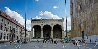 Odeonsplatz-Feldherrnhalle Odeonsplatz-Feldherrnhalle