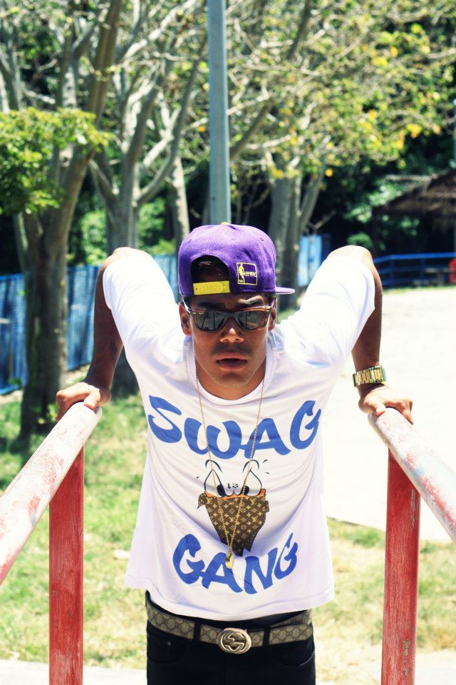 Rebeldesbrr Veja todas as fotos oficiais da campanha "Swag Gang" com