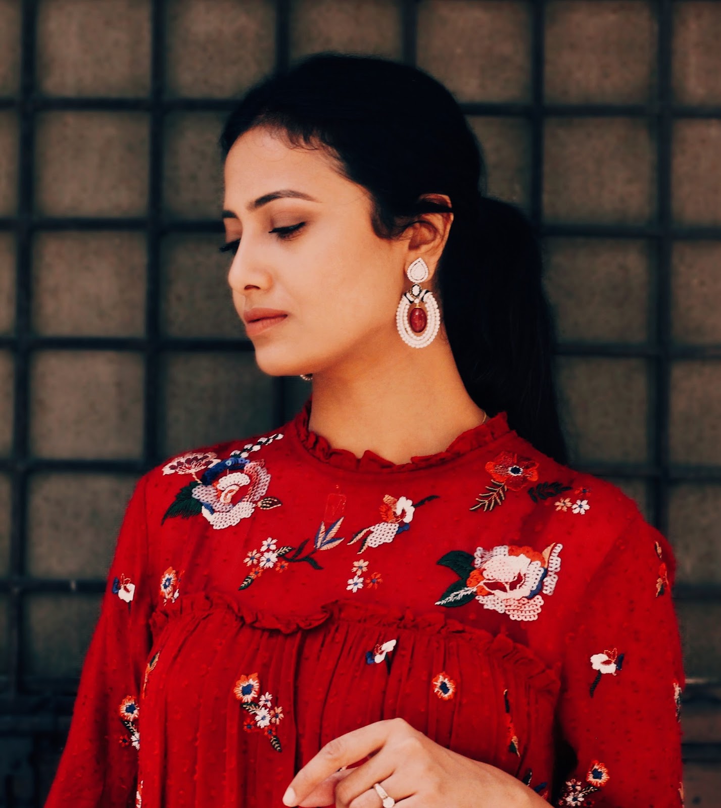 diwali party outfit, red dress, embroidered, tsara, tsara earrings, TSARA review, indian blog, indian fashion blogger, uk blog, zara red dress, earrings, chandelier earrings, silver earrings, destination jewellery