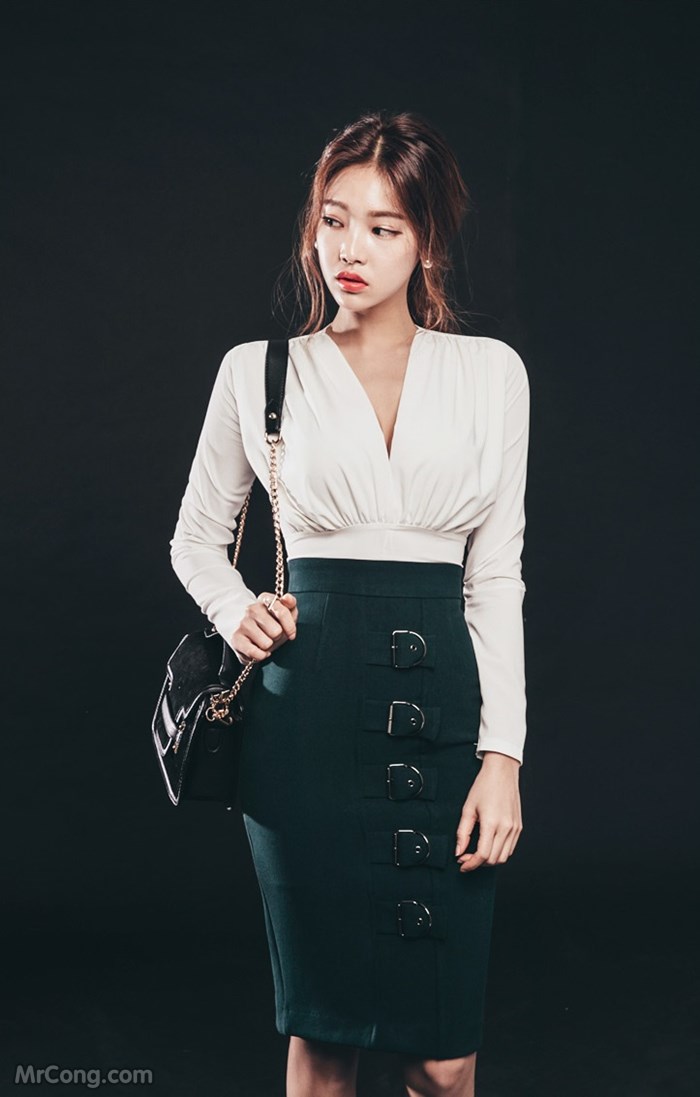 Model Park Jung Yoon in the November 2016 fashion photo series (514 photos) photo 22-10