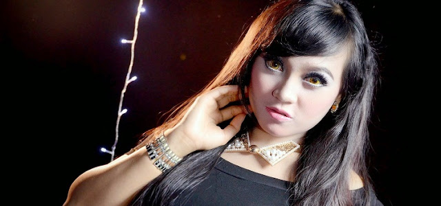 Download 6.81 MB | Lagu Goyah mp3 - Oleh Ina Samantra Sera Download 6.81 MB | Lagu Goyah mp3 - Oleh Ina Samantra Sera
