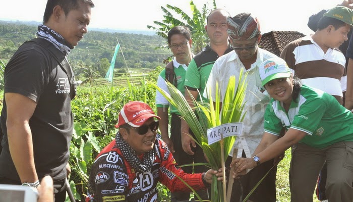 Komunitas Trail GST Gelar Aksi Bedah Rumah dan Penghijauan