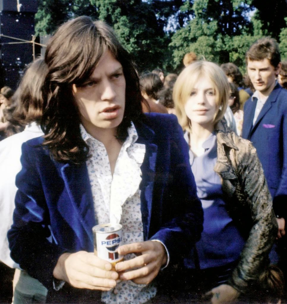 Marianne Faithfull and Mick Jagger 37 Vintage Pictures of the Grooviest Couple of the 1960s