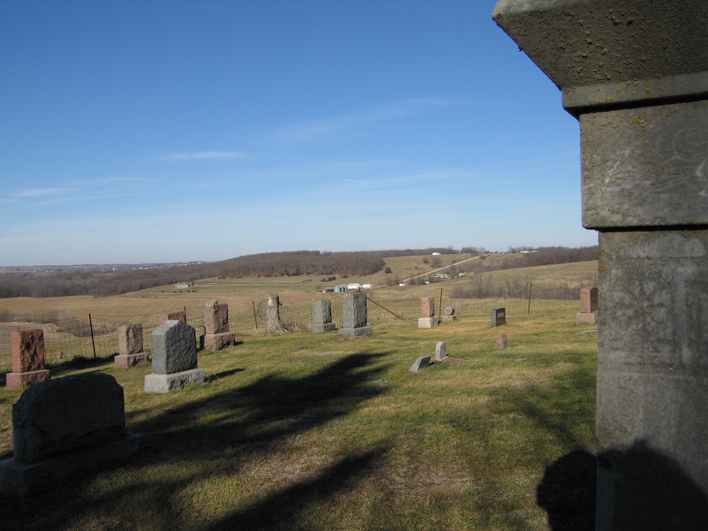 The Lucas Countyan Tombs with a view I Newbern Cemetery