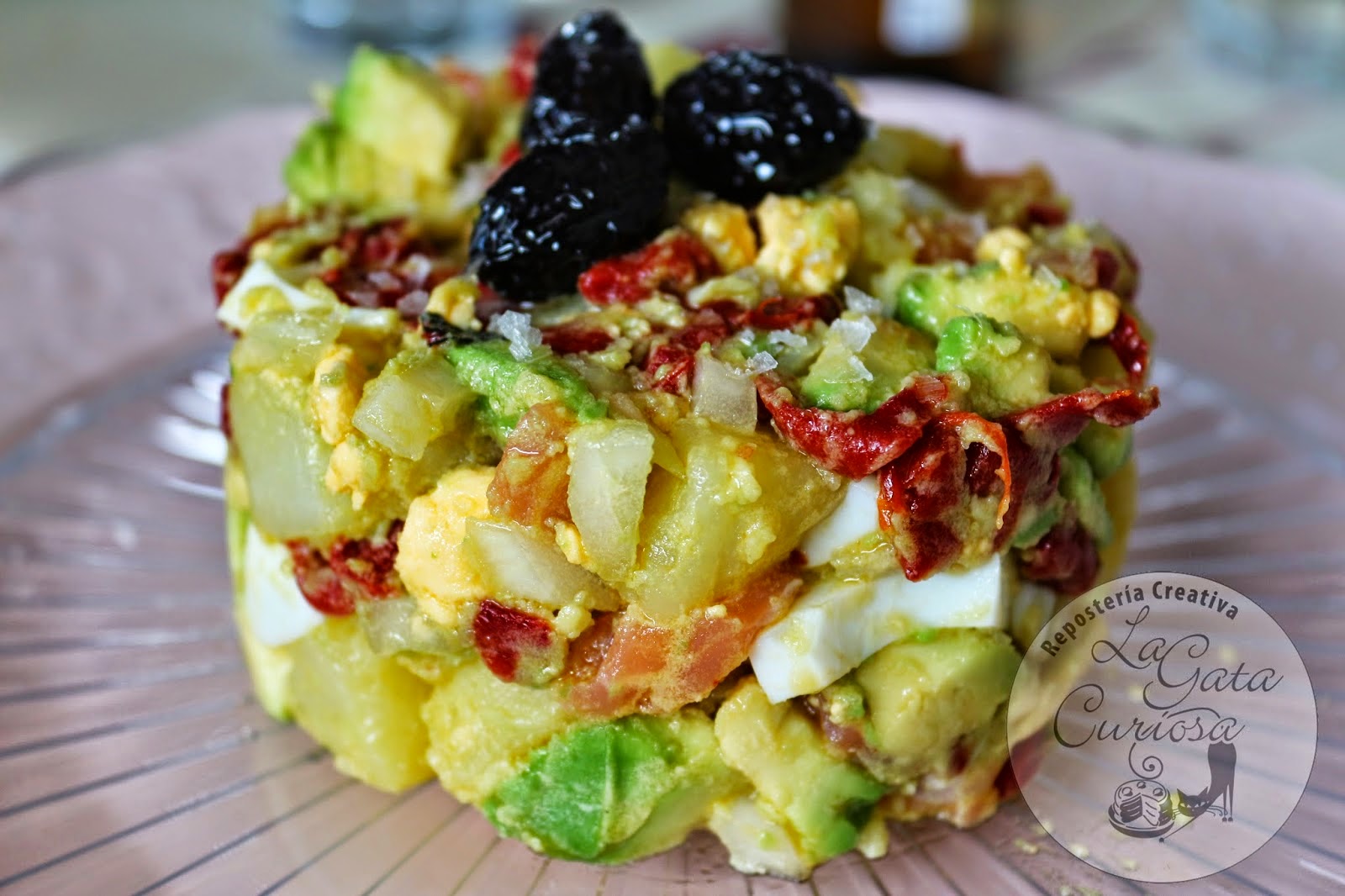 Andrea´s Tapas und spanische Gerichte: Ensalada con patatas y aguacate ...