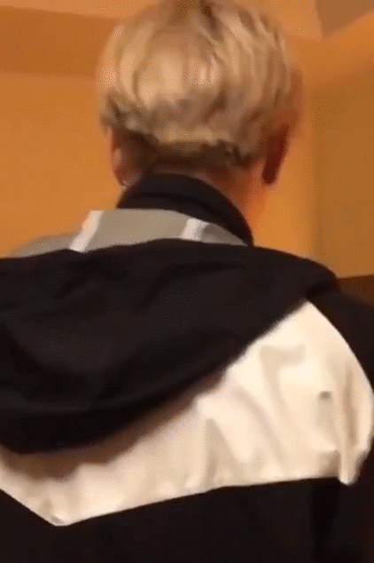 귀여운 얼굴에 반전 복근을 가지고 있는 신인 남돌들.jpgif | 인스티즈