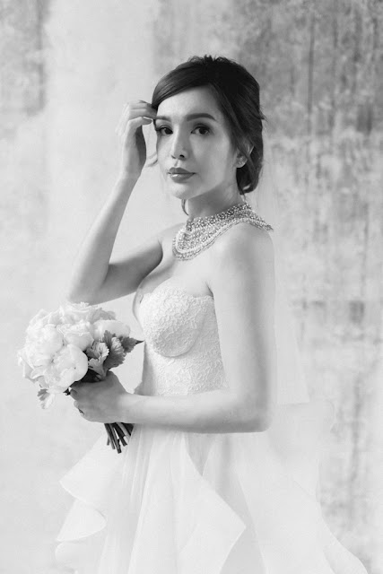 twig and fawn photography weddings brisbane karen willis holmes bridal gowns australian designer flower crown 