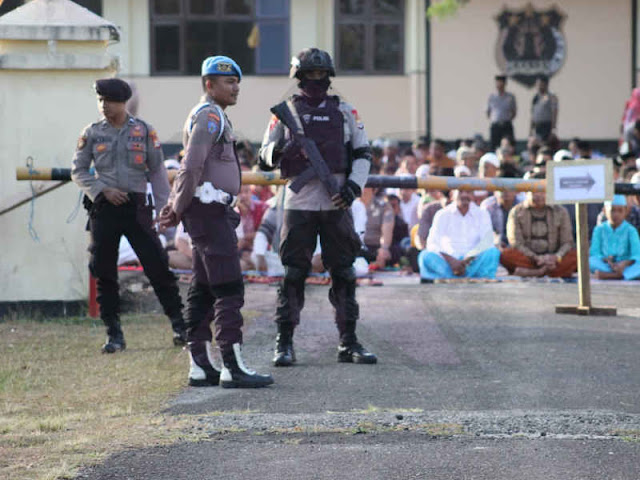 Sholat Idul Adha 1439 H di Tanimbar Berlangsung Aman Sholat Idul Adha 1439 H di Tanimbar Berlangsung Aman