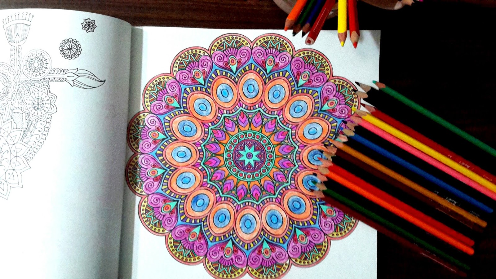 Mandala: Bunte Therapiemethoden | Free Mandala Download