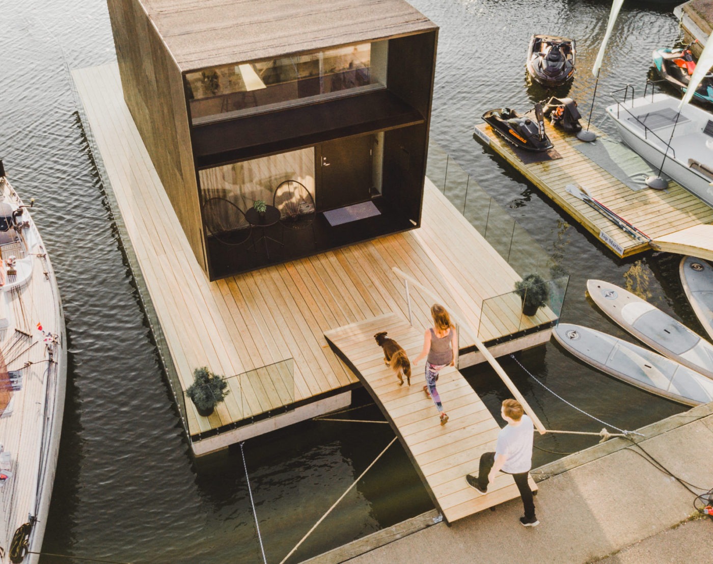 Best Prefab Floating Homes With Luxury Interior