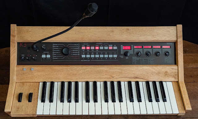 MATRIXSYNTH: Unique Korg R3 synthesizer in a custom wooden high quality ...