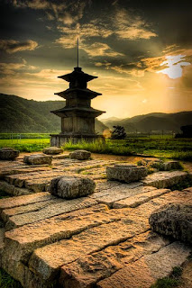 Pagoda de Hwangnyongsa, o Templo del Dragón Dorado Pagoda de Hwangnyongsa, o Templo del Dragón Dorado