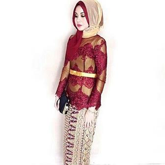 Baju Kebaya Muslim Berjilbab