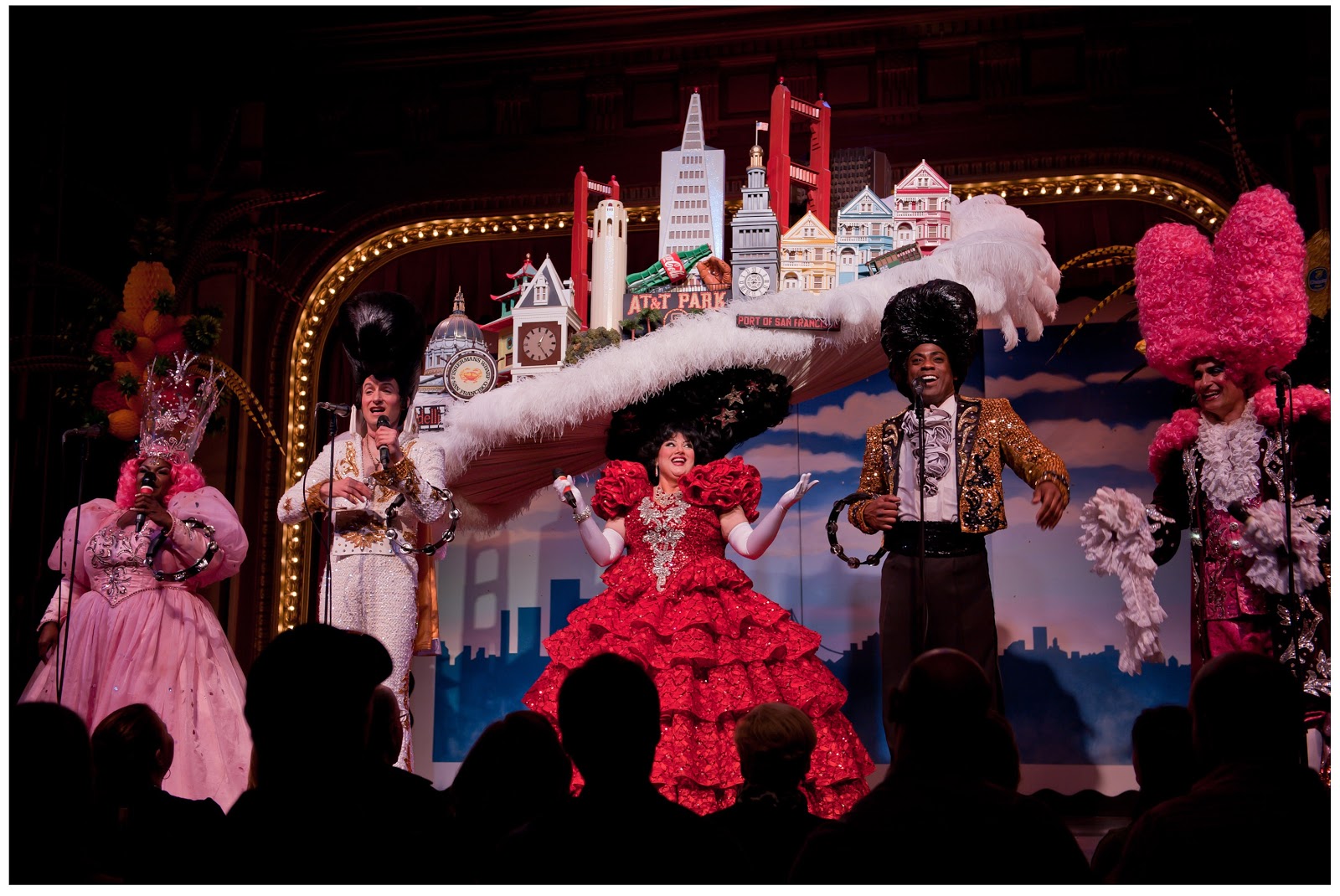 Aerohaveno Beach Blanket Babylon Musical Madness in San Francisco