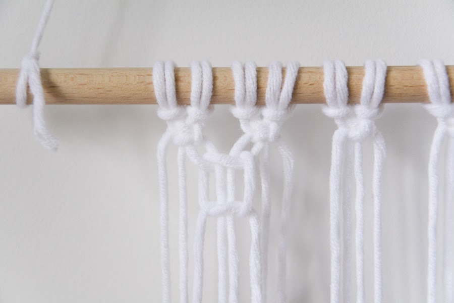 Fila dos, primer nudo