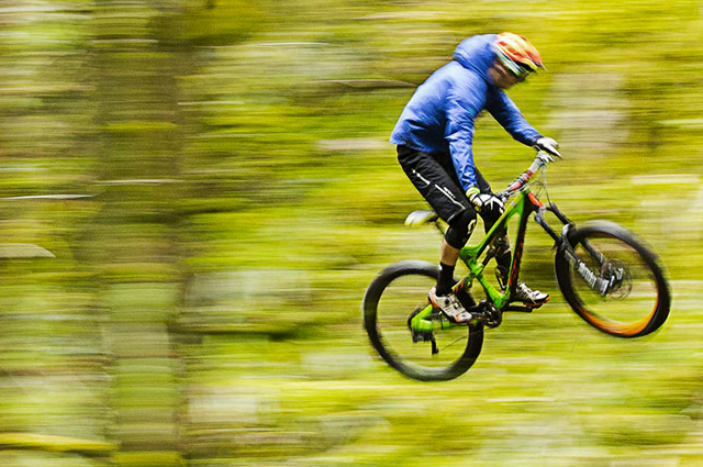 Chasing Trail: Episode 1 feat. Rémy Absalon Chasing Trail: Episode 1 feat. Rémy Absalon