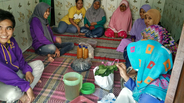 Diskusi Produk Dengan Ibu-Ibu PKK | KKN-T Posdaya Kelurahan Celep 2016