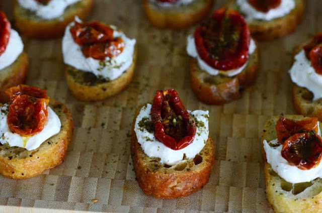 Za’atar Roasted Tomato Crostini with Labneh