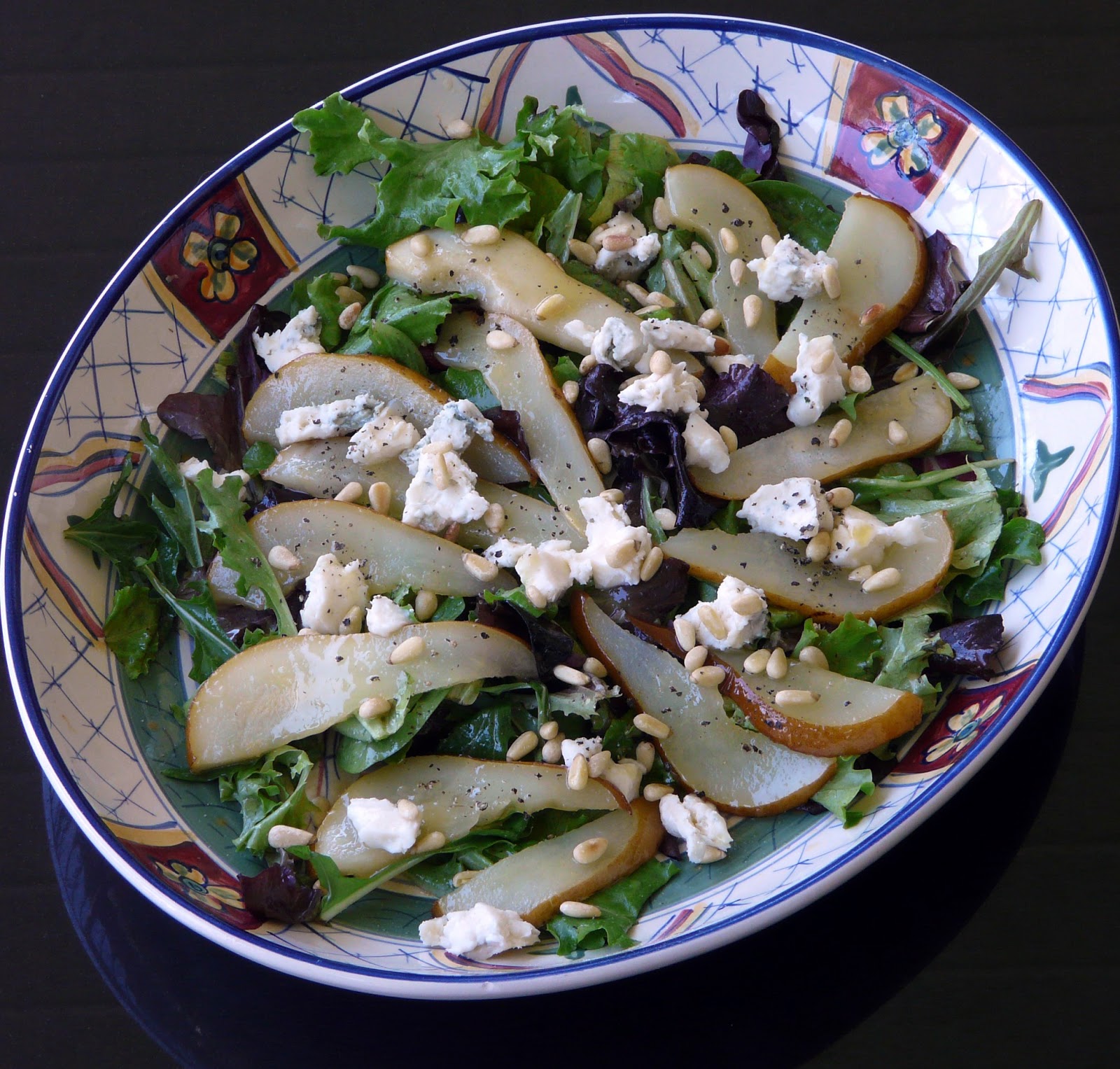 Thibeault&amp;#39;s Table: Warm Pear and Gorgonzola Salad