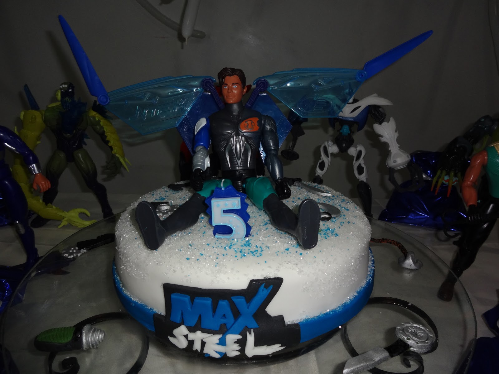 Doce presente: Bolo - MAX STEEL