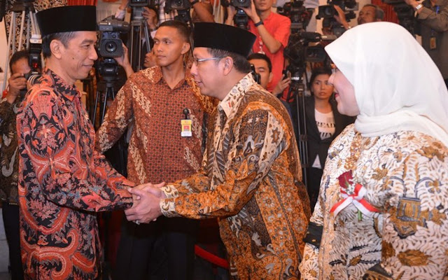 Jokowi Sebut "Jangan Campur Aduk Politik dengan Agama", Menteri Lukman Malah Membela Jokowi Sebut "Jangan Campur Aduk Politik dengan Agama", Menteri Lukman Malah Membela